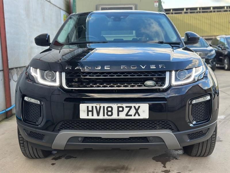 Used Land Rover Range Rover evoque SE 2018 Black Estate
