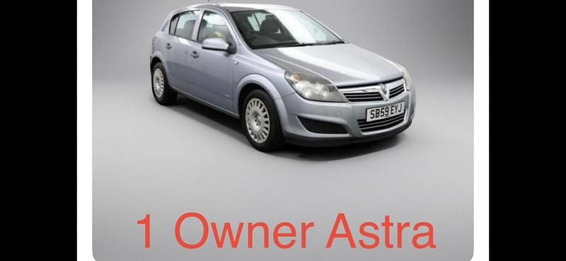 Used Vauxhall Astra 2009 Silver Hatchback