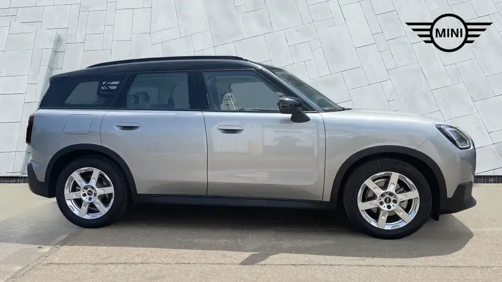 Used Mini Countryman 147 kW (201 HP) 2025 Silver SUV