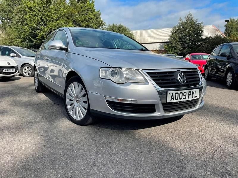 Silver Used 2009 VW Passat Highline Sedan | £1,795 (Fair price) - Image 1/4