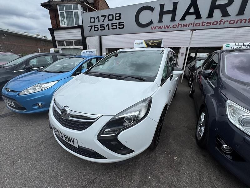 White Used 2013 Vauxhall Zafira Tourer SRi MPV | £4,295 (Fair price) - Image 1/4
