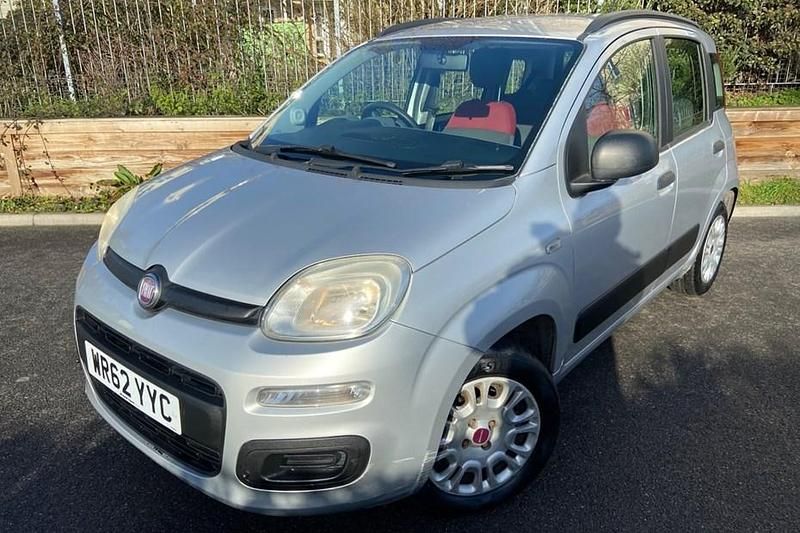 Used Fiat Panda Easy 85 HP (62 kW) 2012 Silver Hatchback