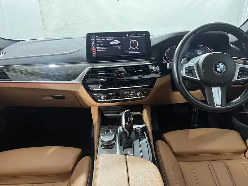 Used BMW 520 M Sport 187 HP (137 kW) 2021 White Sedan