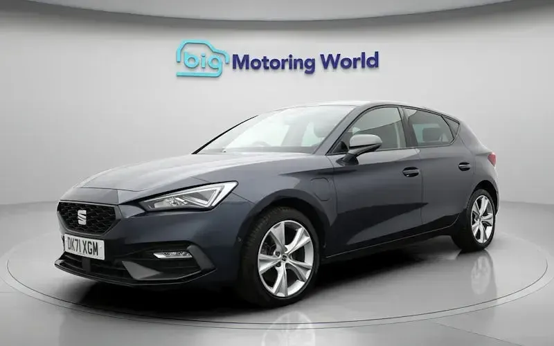 Used Seat Leon FR 204 HP (150 kW) 2023 Hatchback