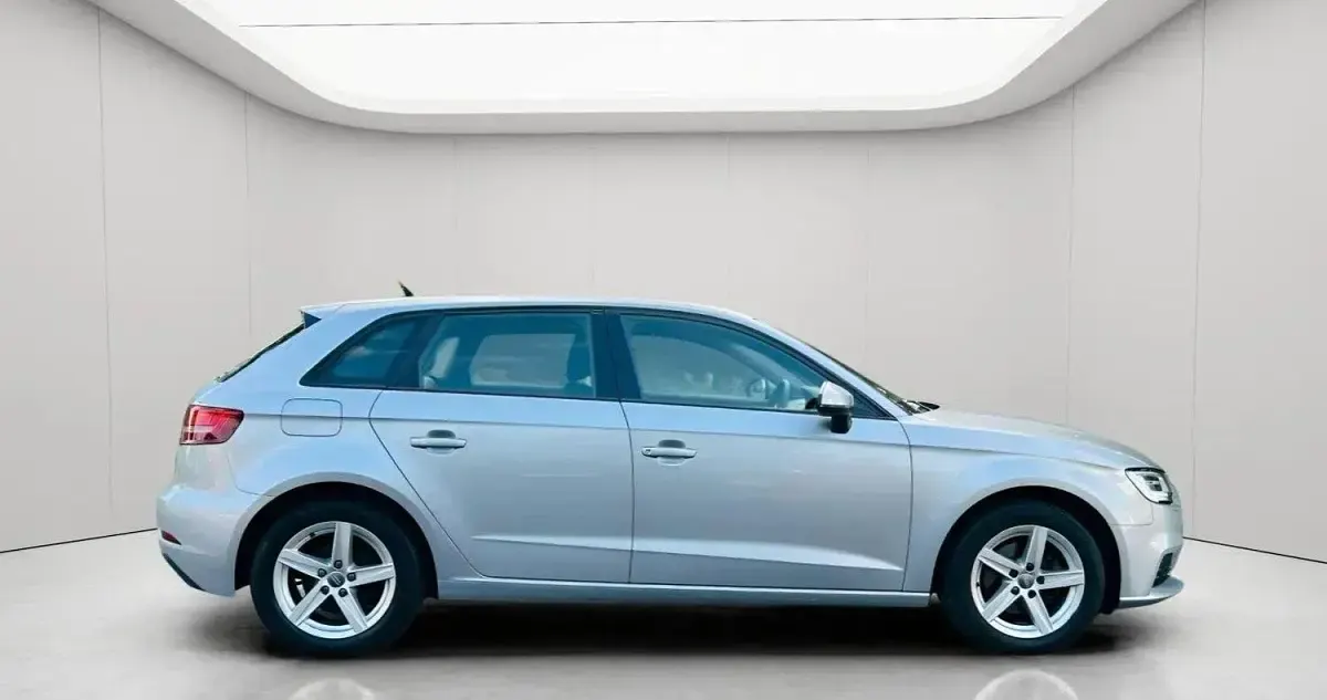Used Audi A3 Premium 116 HP (85 kW) 2019 Silver Sedan