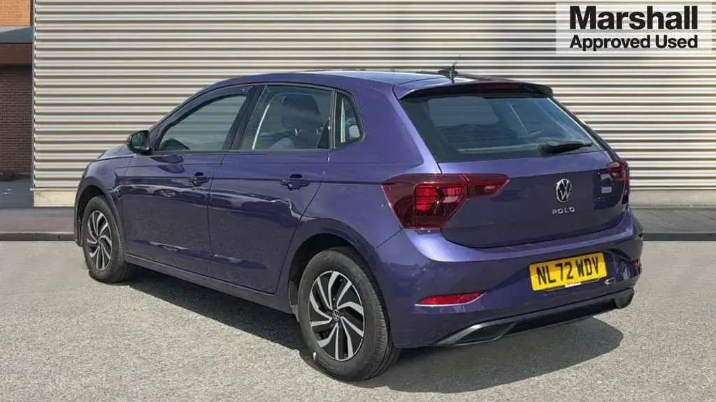 Used VW Polo Life 95 HP (69 kW) 2022 Purple Hatchback