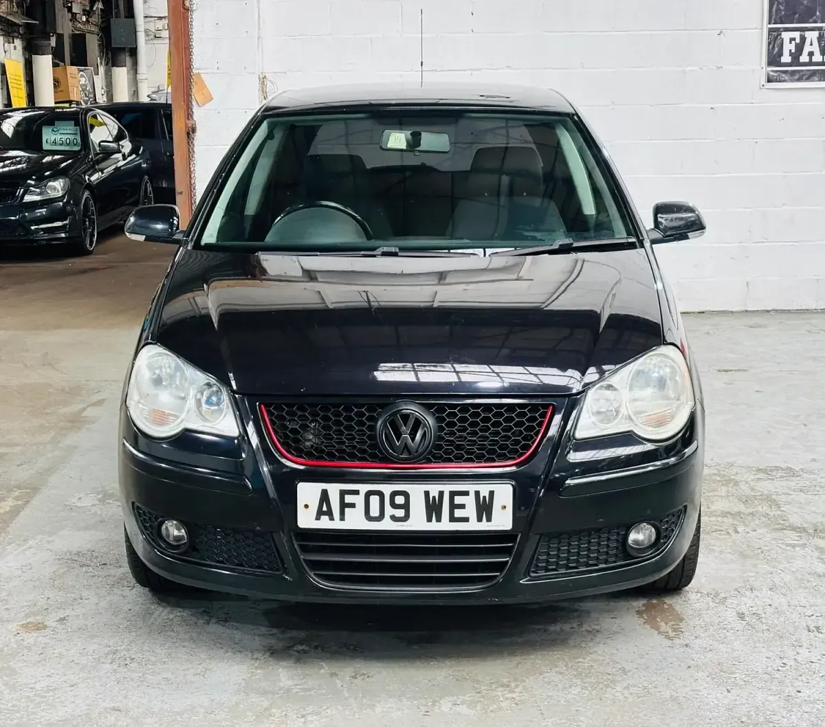 Used VW Polo Match 80 HP (58 kW) 2009 Black Hatchback