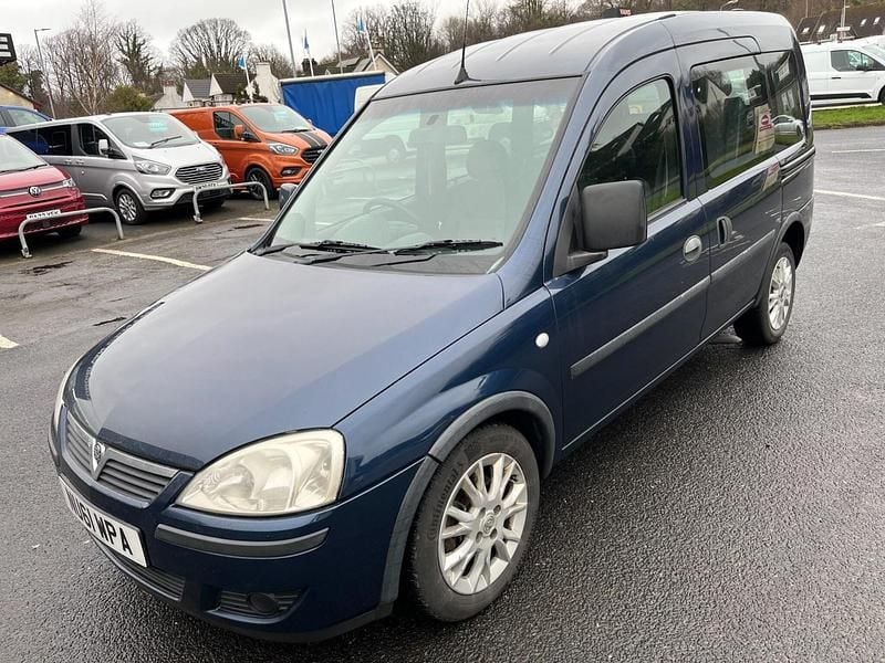 Used Vauxhall Combo 2011 Blue MPV