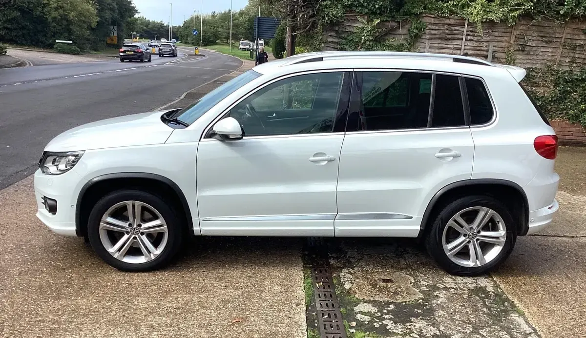 Used VW Tiguan R-line 177 HP (130 kW) 2014 White SUV
