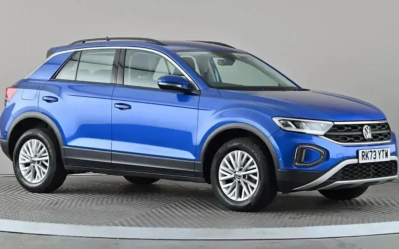 Used VW T-Roc Life 110 HP (80 kW) 2023 SUV