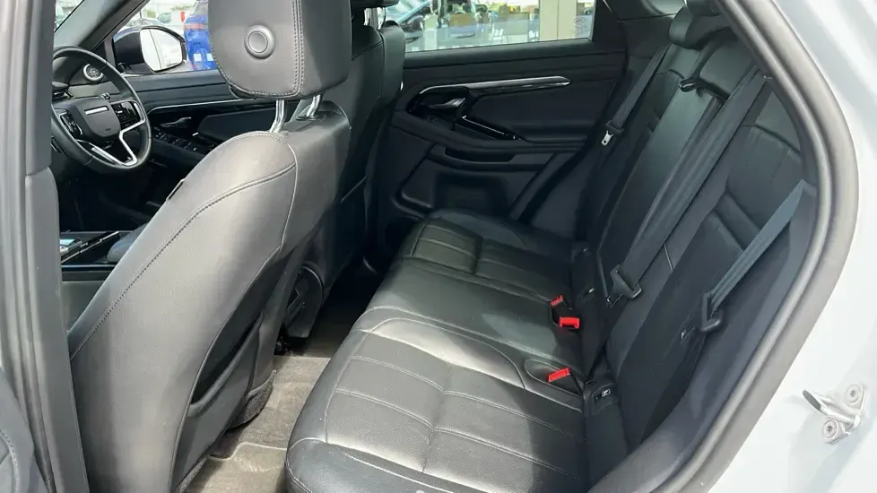 Used Land Rover Range Rover evoque SE Dynamic 309 HP (227 kW) 2023 Solid  fuji white SUV