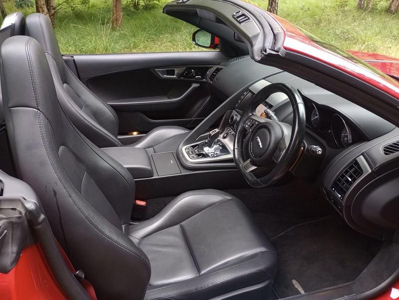 Used Jaguar F-Type Supercharged 2013 Red Cabriolet