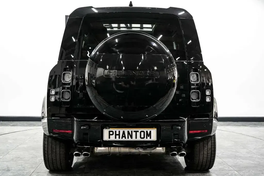 Used Land Rover Defender S 425 HP (312 kW) 2025 Black SUV