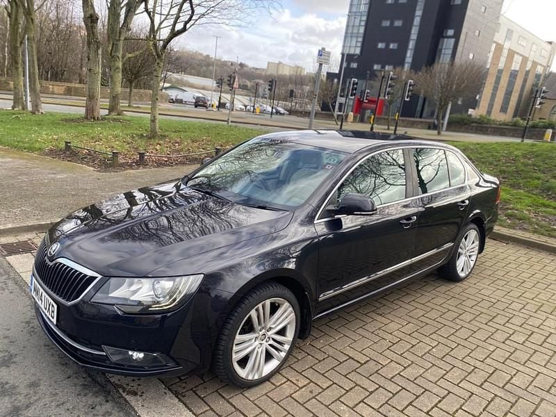 Used Skoda Superb Elegance 2014 Black Hatchback