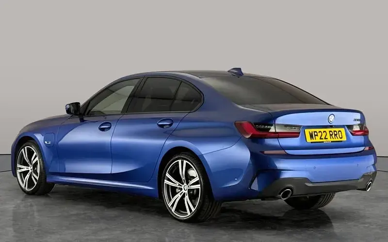Used BMW 330e M Sport 292 HP (214 kW) 2022 Blue Sedan
