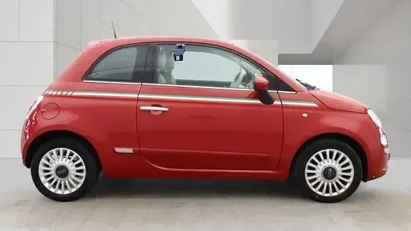 Used Fiat 500 Lounge 69 HP (50 kW) 2014 Red Hatchback