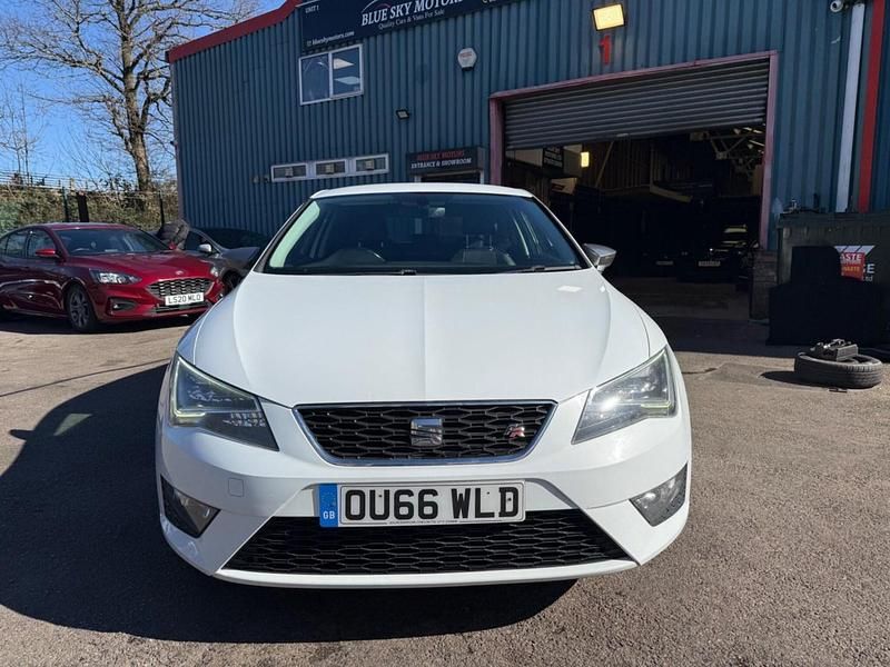 Used Seat Leon FR 150 HP (110 kW) 2016 White Hatchback