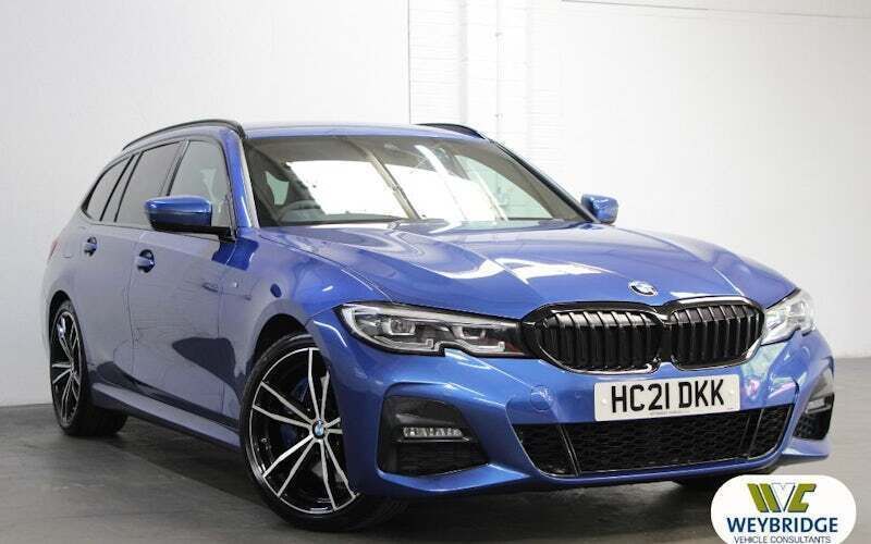 Used 2020 BMW 320 M Sport Estate | £26,495 (Expensive) - Image 1/3