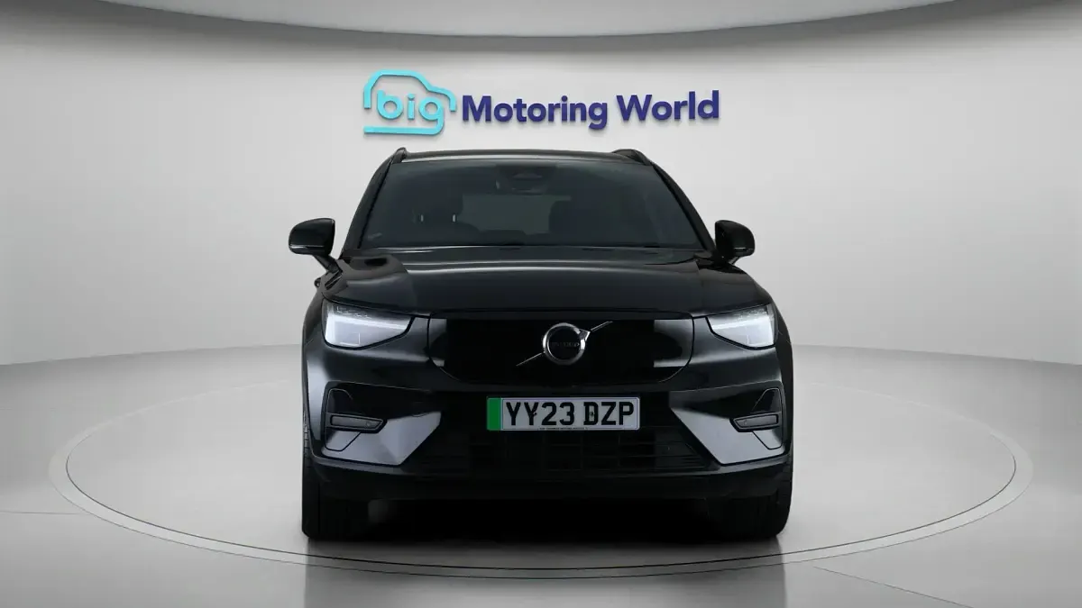 Used Volvo XC40 Core 300 kW (408 HP) 2022 Black SUV