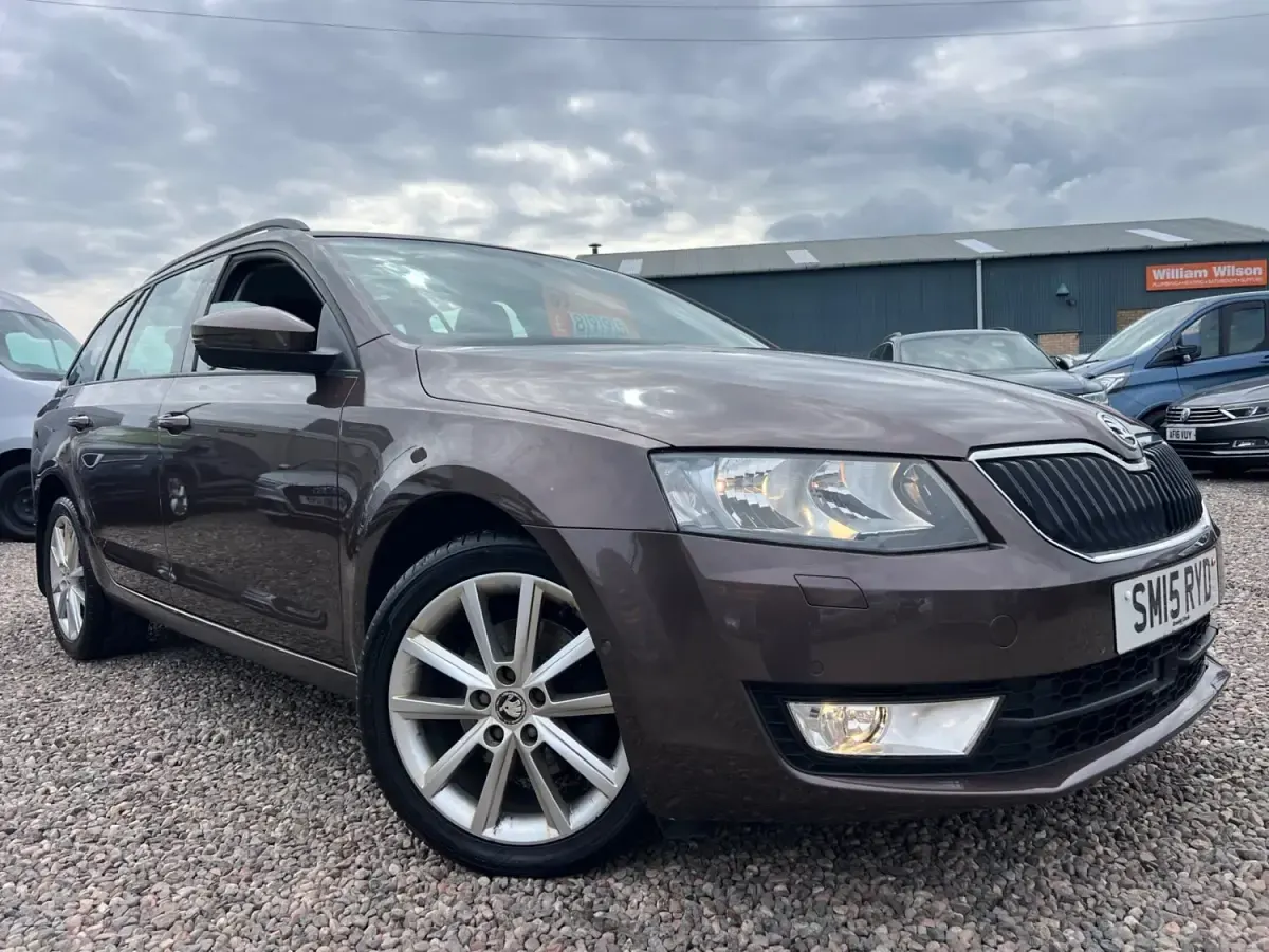 Gebraucht Skoda Octavia SE L 150 PS (110 kW) 2015 Braun Kombi