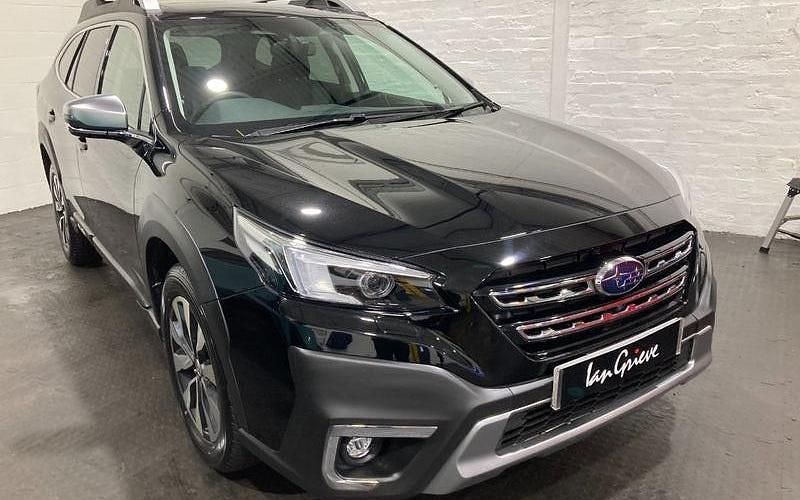 Used Subaru Outback 169 HP (124 kW) 2024 Black Estate