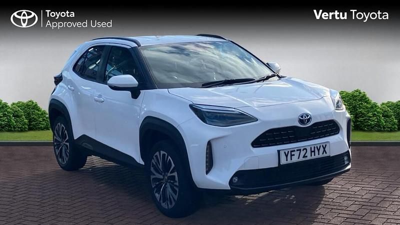 Used Toyota Yaris Hybrid 116 HP (85 kW) 2022 Estate