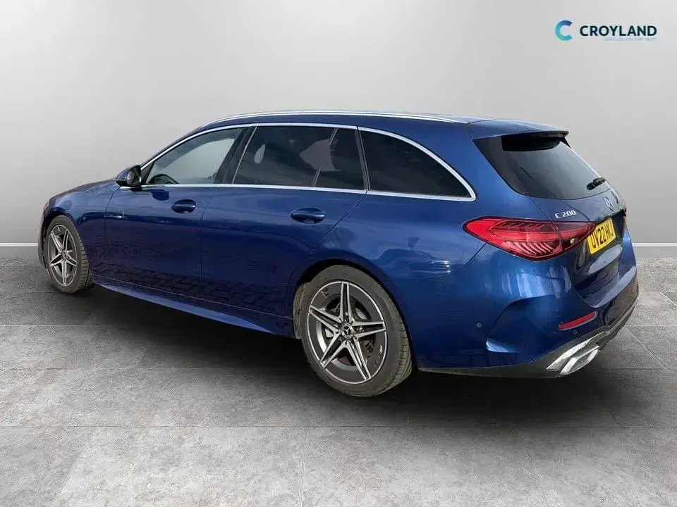 Used Mercedes C200 AMG line 204 HP (150 kW) 2022 Blue Estate