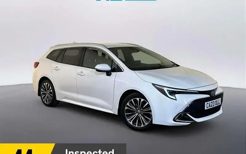 Used Toyota Corolla Design 140 HP (102 kW) 2023 Estate