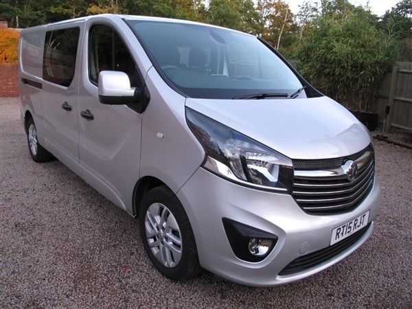 Silver grey Used 2015 Vauxhall Vivaro Sportive Van | £11,990 - Image 1/4
