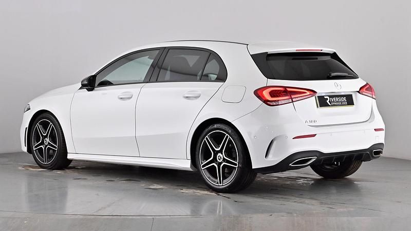 Used Mercedes A180 Executive 136 HP (100 kW) 2023 Polar white Hatchback