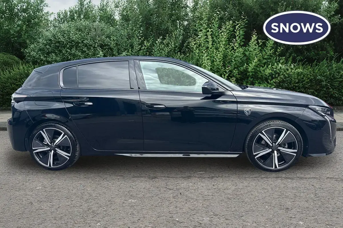 Used Peugeot 308 GT 131 HP (96 kW) 2024 Black