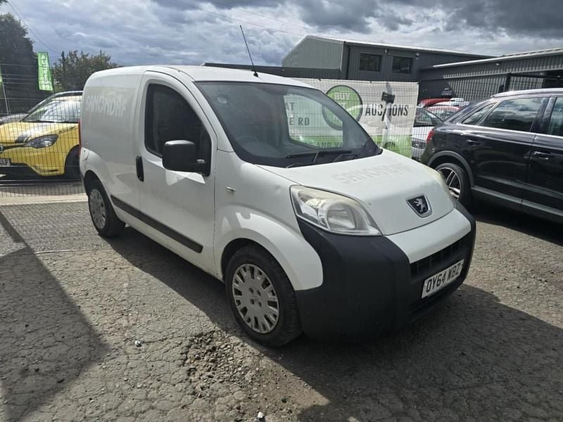White Used 2015 Peugeot Bipper MPV | £1,950 (Good price) - Image 1/4