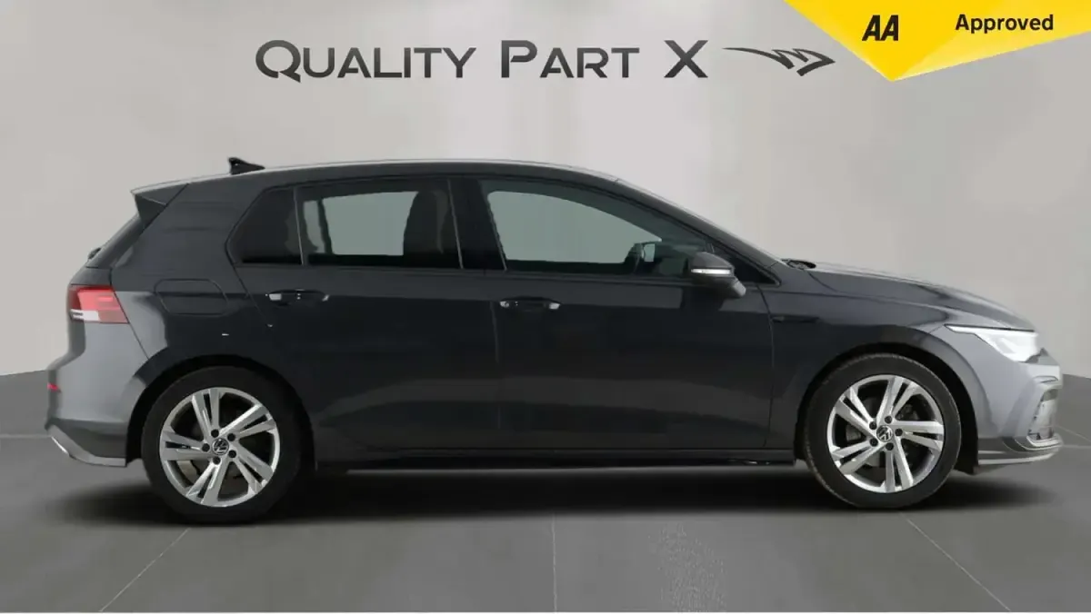 Used VW Golf VIII R-line 130 HP (95 kW) 2024 Grey Hatchback