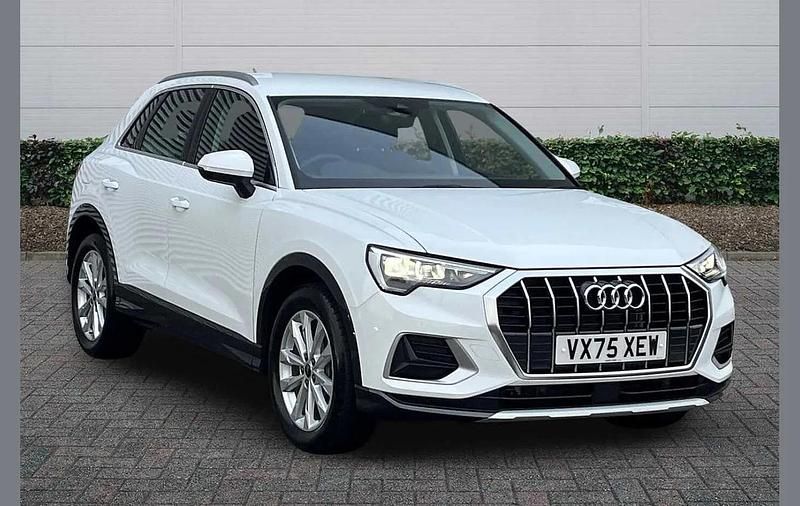 Used Audi Q3 Sport 147 HP (108 kW) 2025 White SUV