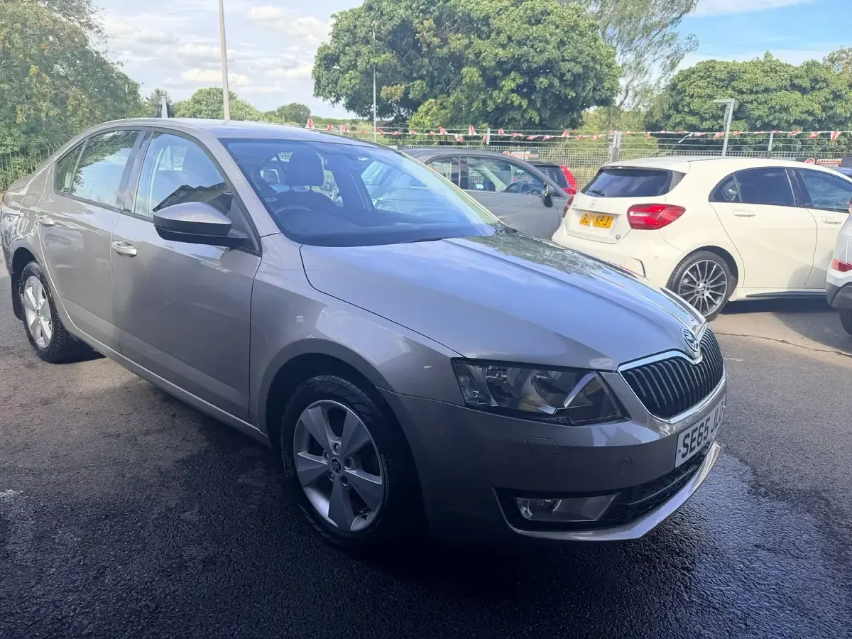 Used Skoda Octavia SE L 150 HP (110 kW) 2016 Beige Estate