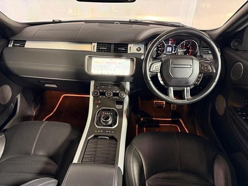 Used Land Rover Range Rover evoque HSE Dynamic 180 HP (132 kW) 2017 White SUV