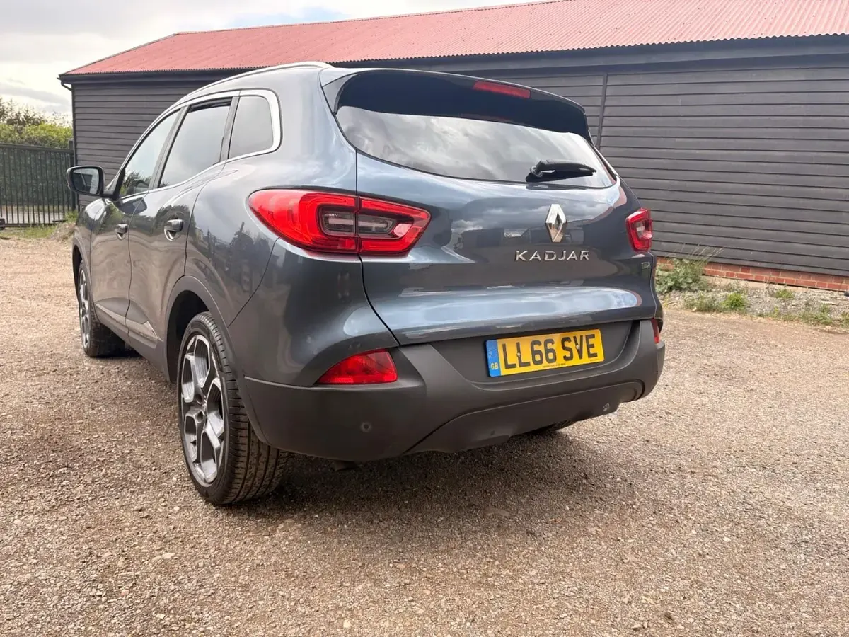 Used Renault Kadjar Dynamique 110 HP (80 kW) 2016 Grey SUV