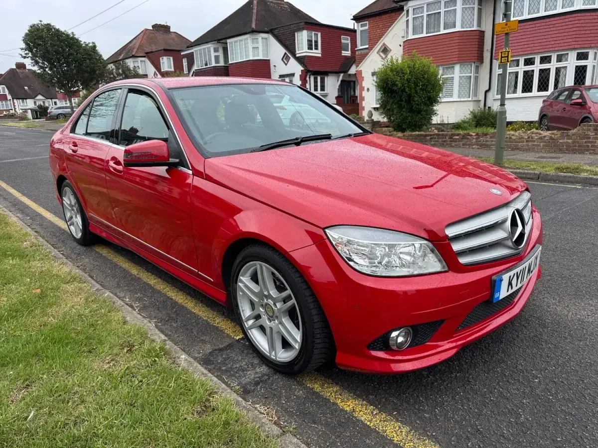 Used Mercedes C250 2011 Red Sedan
