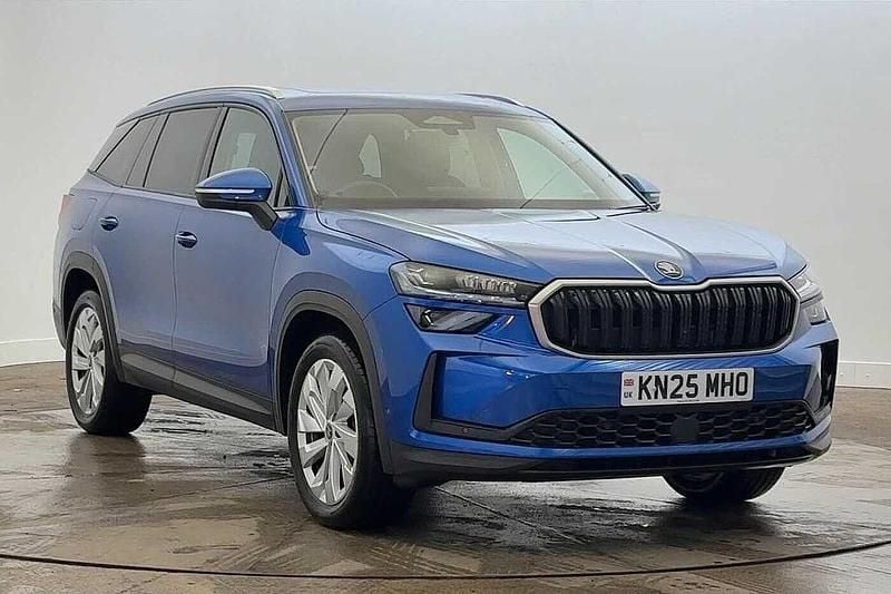 Race blue metallic Used 2025 Skoda Kodiaq SE L SUV | £34,995 (Expensive) - Image 1/4