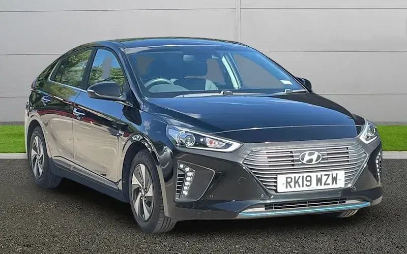 Used Hyundai Ioniq Premium SE 141 HP (103 kW) 2019 Hatchback
