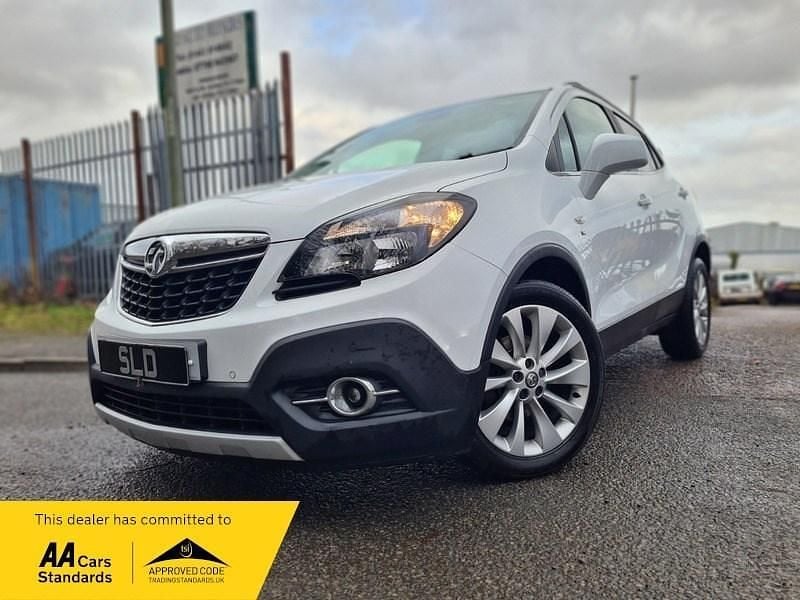 White Used 2016 Vauxhall Mokka SUV | £4,995 (Good price) - Image 1/4
