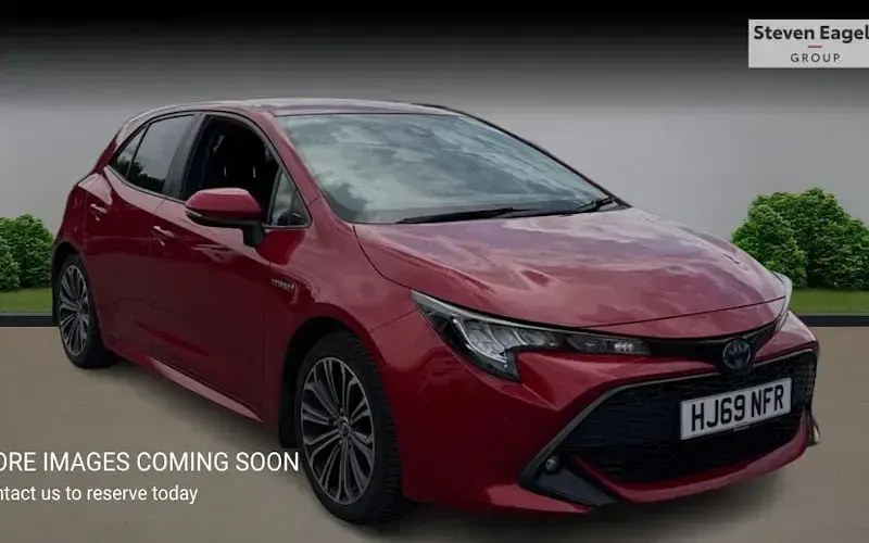 Used Toyota Corolla Design 184 HP (135 kW) 2022 Hatchback