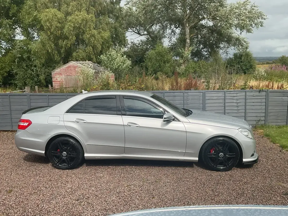 Used Mercedes E220 2013 Silver Sedan