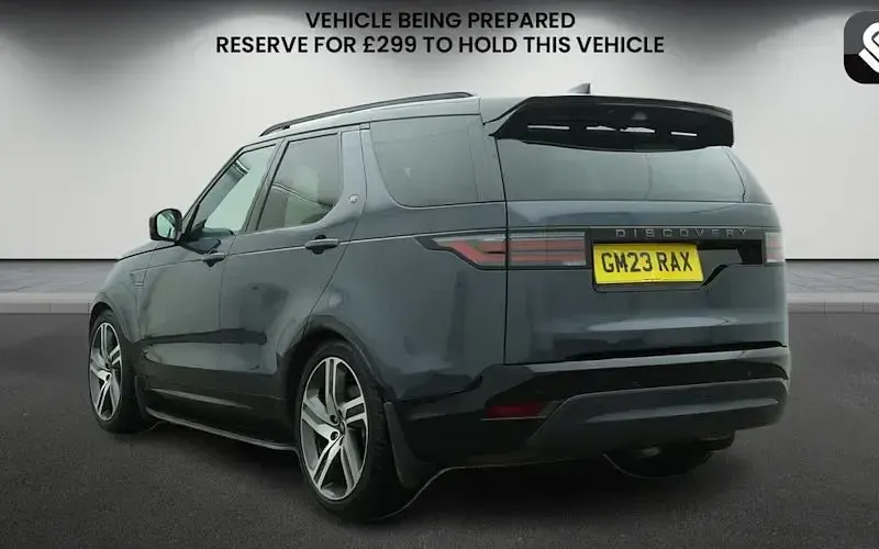 Used Land Rover Discovery HSE Dynamic 360 HP (264 kW) 2023 Blue SUV
