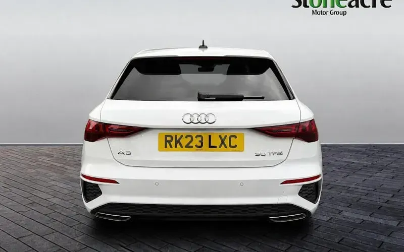 Used Audi A3 Sportback S-Line 110 HP (80 kW) 2024 White Hatchback