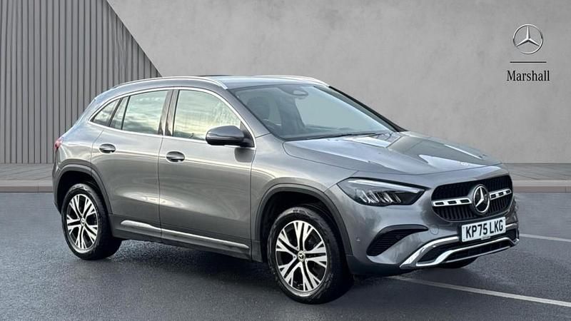 Used Mercedes GLA200 Executive 150 HP (110 kW) 2025 Mountain grey metallic SUV
