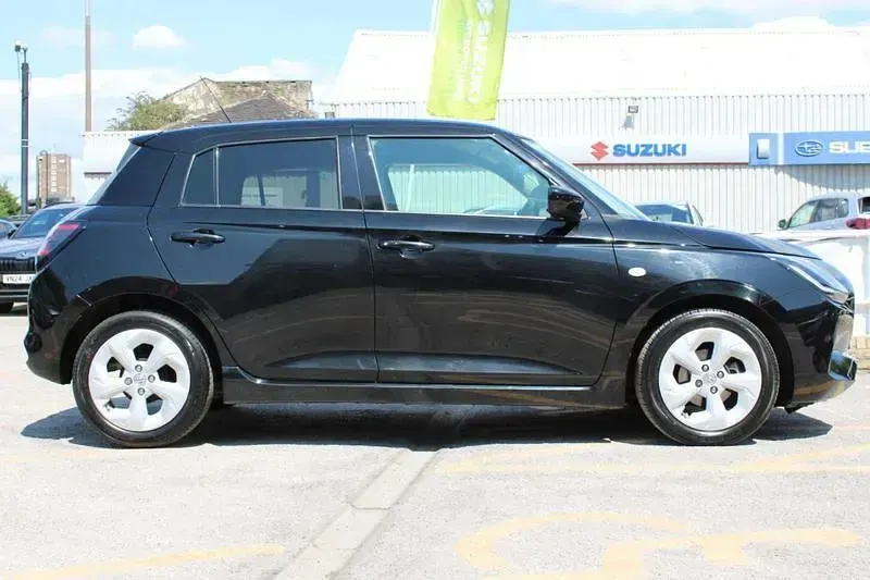 Used Suzuki Swift 82 HP (60 kW) 2025 Black Hatchback