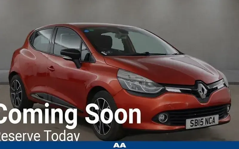 Used Renault Clio Dynamique 73 HP (53 kW) 2015 Hatchback