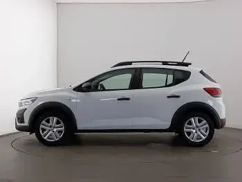 Used Dacia Sandero Essentiel 91 HP (66 kW) 2023 White Hatchback