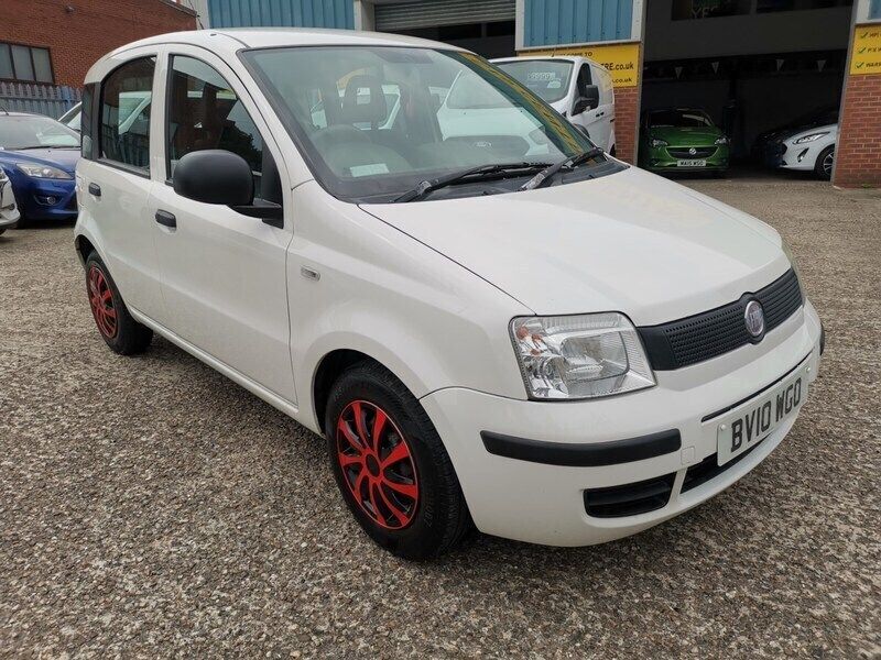 White Used 2010 Fiat Panda Active Hatchback | £1,375 (Good price) - Image 1/4